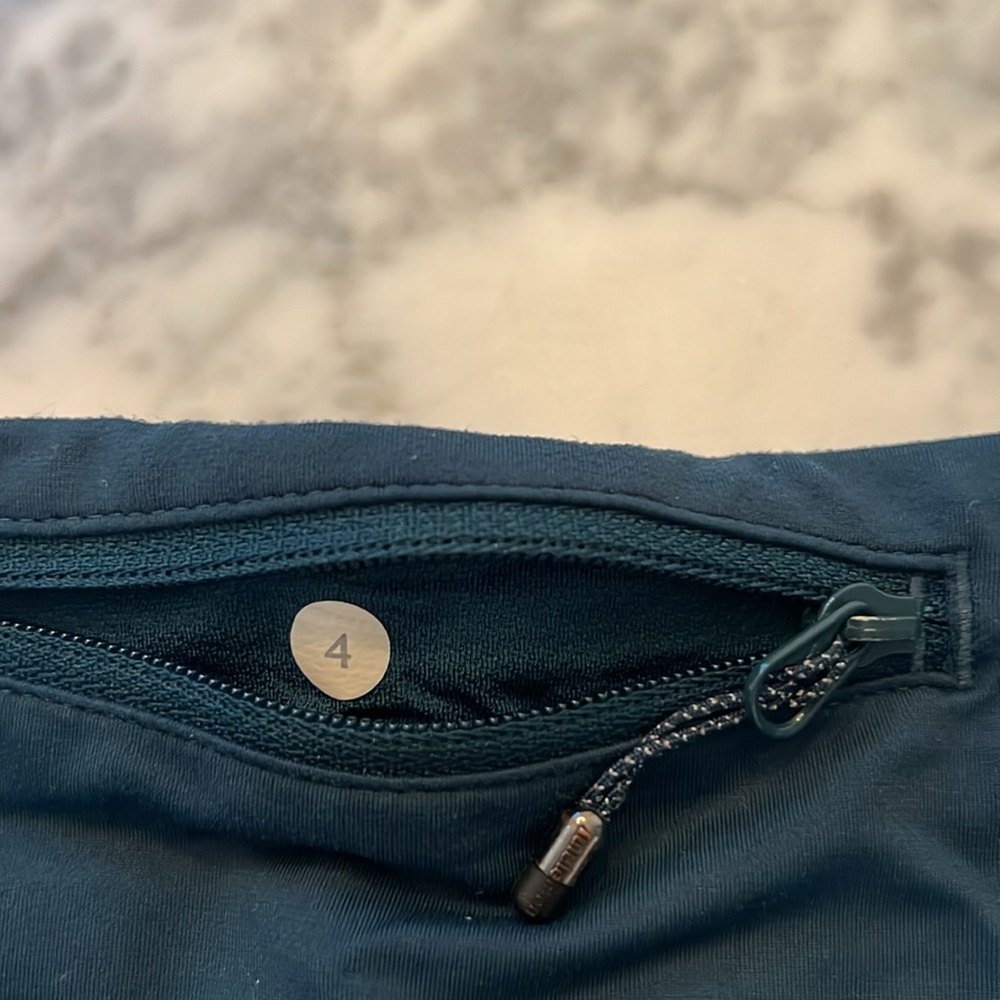 Lululemonπ Speed Short - Picture 3 of 4